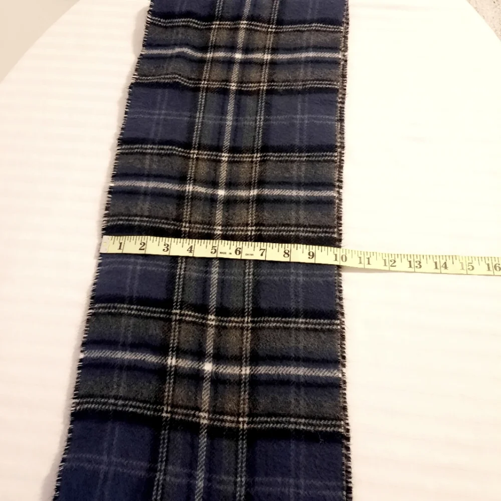 Chaps plaid scarf